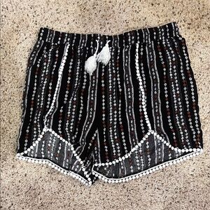 SHEIN Black Pom Pom Trim Striped Pattern Shorts